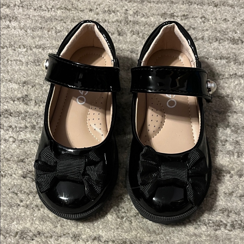 Black Patent Leather Kids Shoes with Bow
